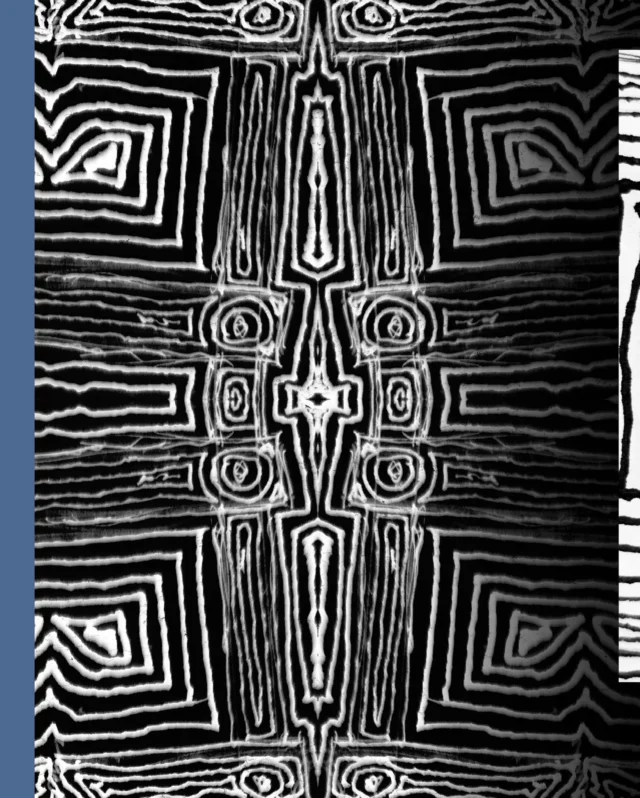 Wenn man aufhört gegen das Verstummen zu kämpfen und lernt die Depression als temporäres Sein zu akzeptieren, dann kann die Stille zu einer neuen Sprache expandieren. Das ist die „Syntax der Stille“:

„Der Server der Seele abrupt verstummt … / Die Syntax der Stille, den Transfer bestimmt“

LINKTREE | POETRY & MUSIC | SYNTAX OF SILENCE
// Link in der Bio | kratz3r.de/linktree
…

Achtsamkeit bedeutet hier, den Verbindungsverlust nicht als Endgültigkeit, sondern als einen Zustand der Wartung zu begreifen – den leeren Cache als Raum für künftige Daten zu nutzen.

#Syntax #Stille #Silence #Quellcode #Emotionen #sourcecode #Dark #Synthiepop #DigitalPoetry #Depression #Kratz3r #Art #MentalHealth #mixedmedia